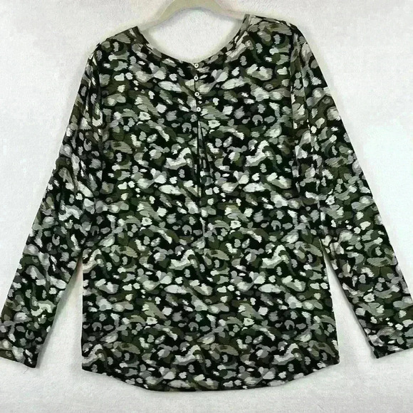 Tribal Pullover Shirt Women’s Large Multi-Color Long Sleeves - Picture 2 of 9